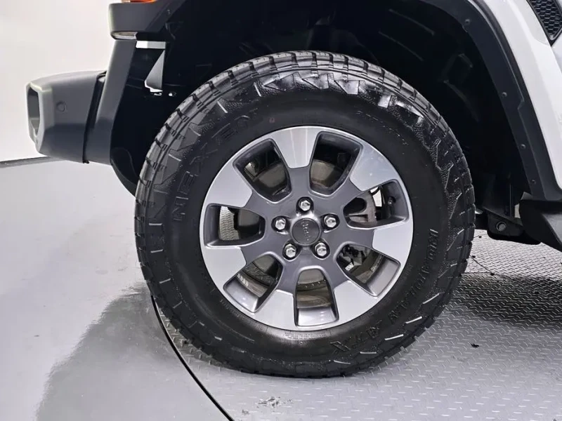 2023 Jeep Wrangler с пробегом 78 097 км