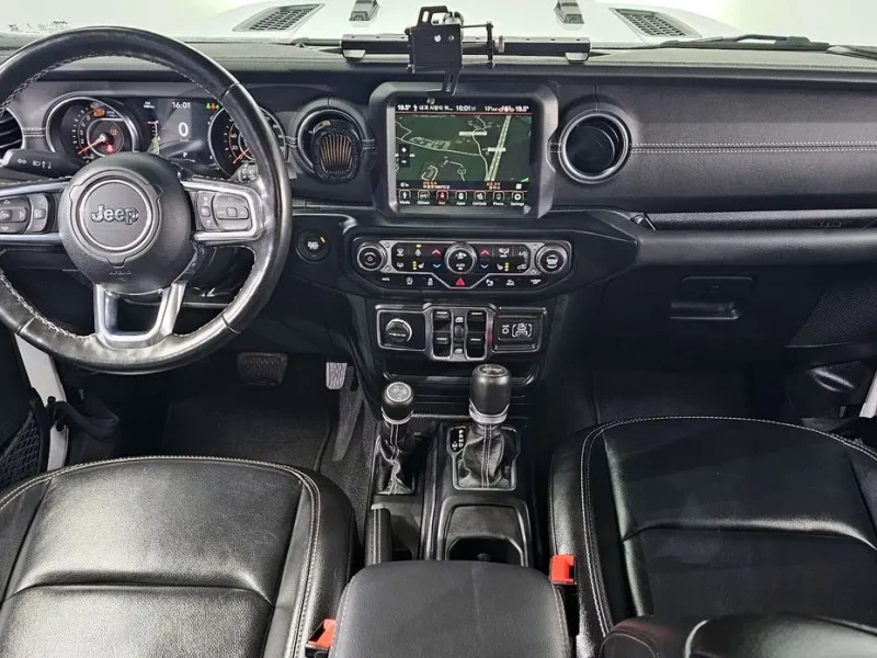 2023 Jeep Wrangler с пробегом 78 097 км
