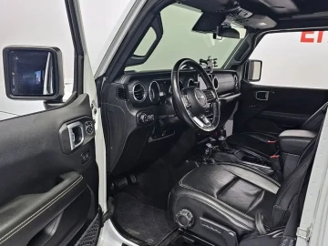 2023 Jeep Wrangler с пробегом 78 097 км