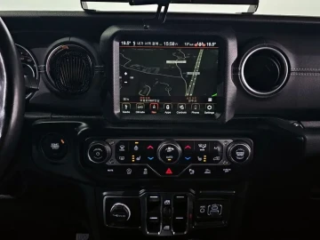 2023 Jeep Wrangler с пробегом 78 097 км