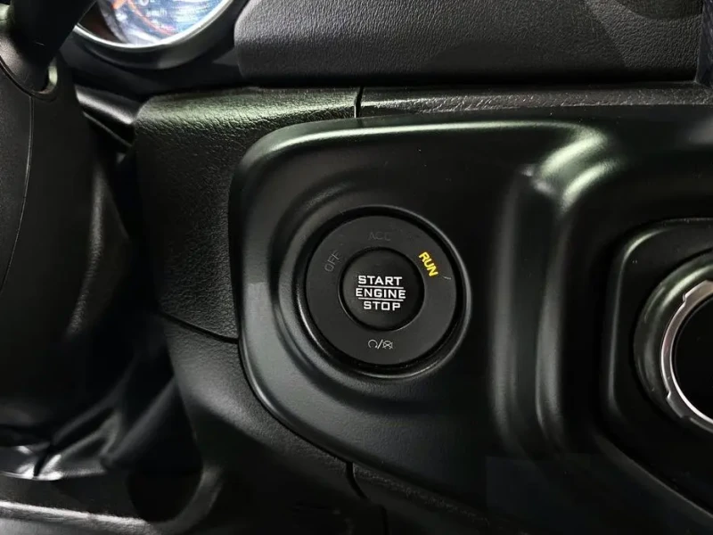 2023 Jeep Wrangler с пробегом 78 097 км
