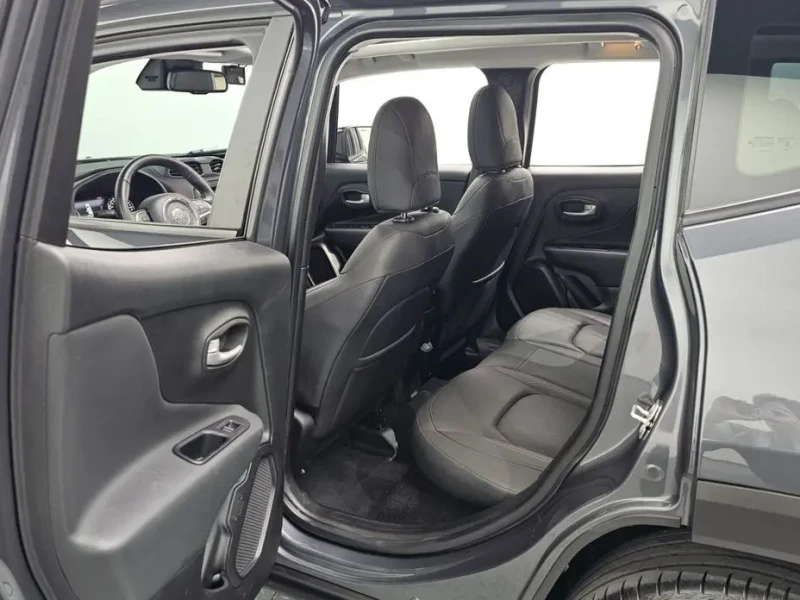 2023 Jeep Renegade с пробегом 27 506 км