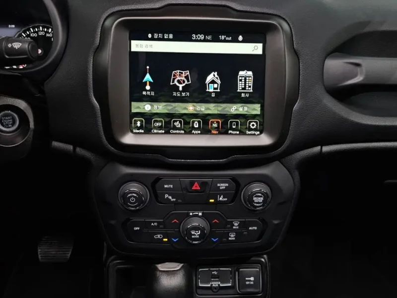 2023 Jeep Renegade с пробегом 27 506 км