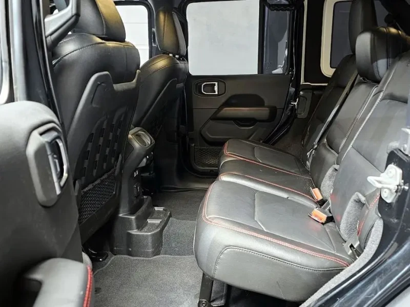 2023 Jeep Wrangler с пробегом 52 493 км