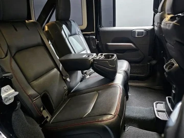 2023 Jeep Wrangler с пробегом 52 493 км