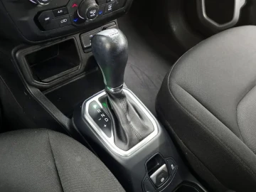 2019 Jeep Renegade с пробегом 104 902 км