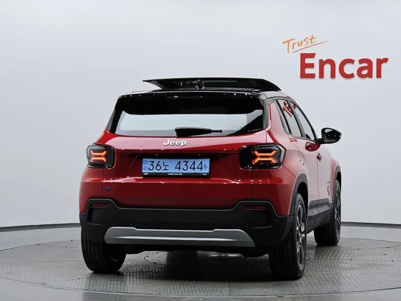 2024 Jeep Avenger с пробегом 3 423 км