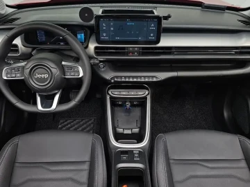 2024 Jeep Avenger с пробегом 3 423 км