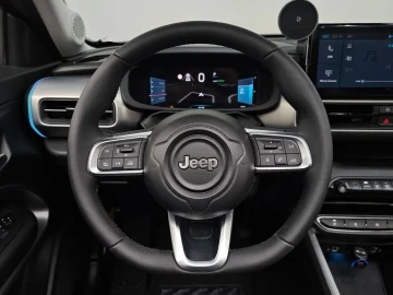 2024 Jeep Avenger с пробегом 3 423 км