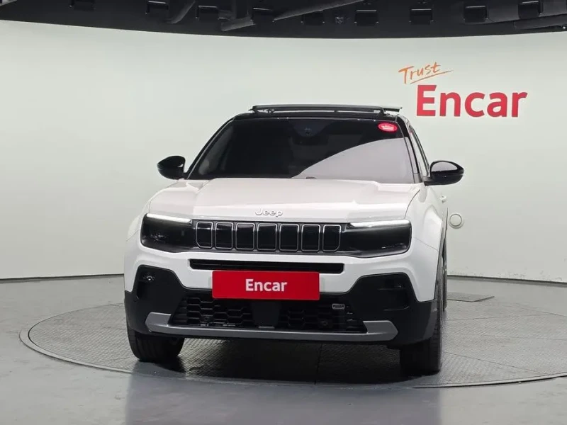 2024 Jeep Avenger с пробегом 9 498 км