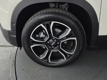 2024 Jeep Avenger с пробегом 9 498 км