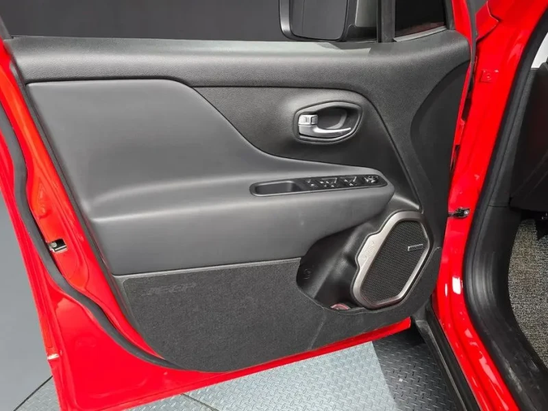 2021 Jeep Renegade с пробегом 50 994 км