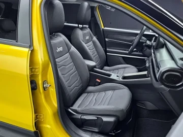2024 Jeep Avenger с пробегом 4 533 км