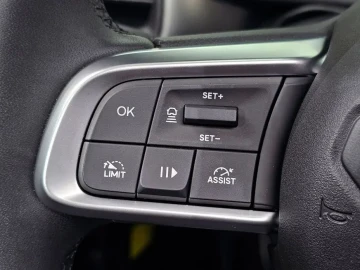 2024 Jeep Avenger с пробегом 4 533 км