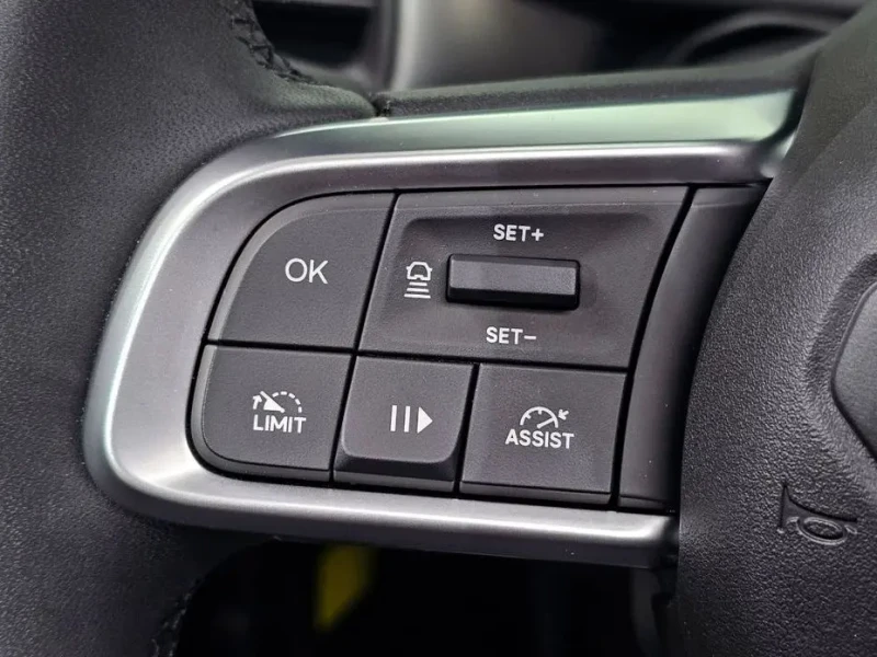 2024 Jeep Avenger с пробегом 4 533 км