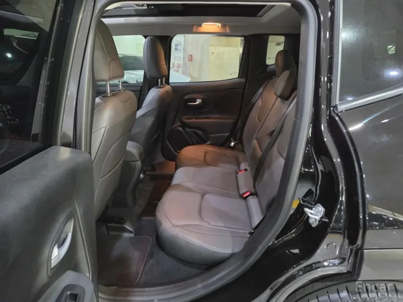 2023 Jeep Renegade с пробегом 7 104 км
