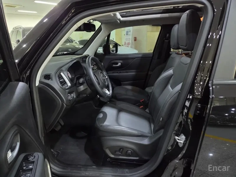 2023 Jeep Renegade с пробегом 7 104 км