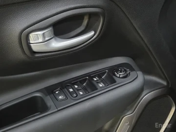 2023 Jeep Renegade с пробегом 7 104 км