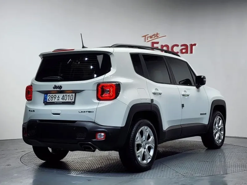 2021 Jeep Renegade с пробегом 13 873 км
