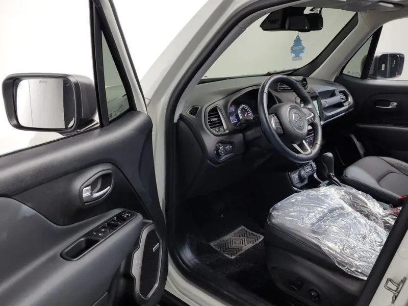 2021 Jeep Renegade с пробегом 13 873 км