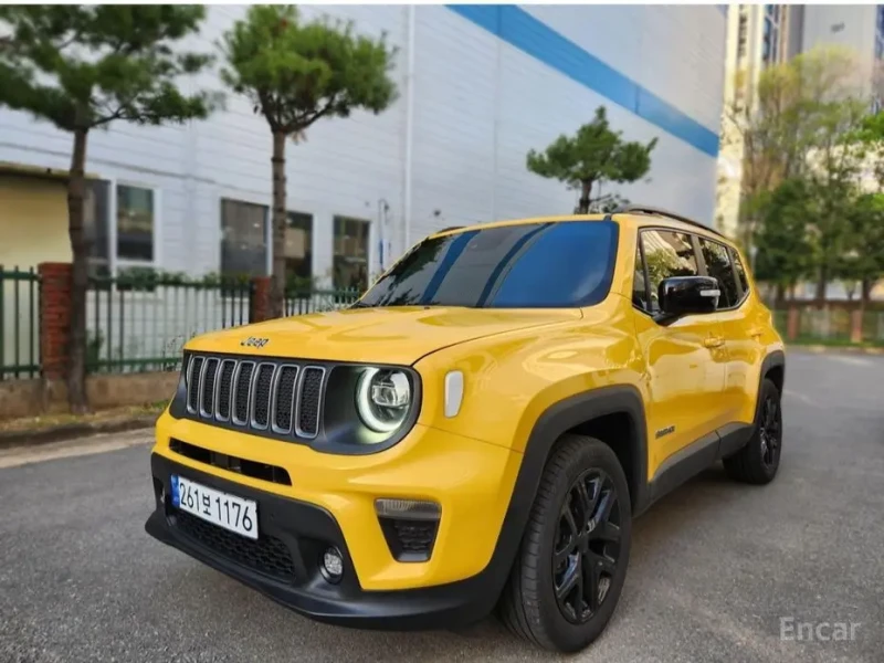 2023 Jeep Renegade с пробегом 28 353 км