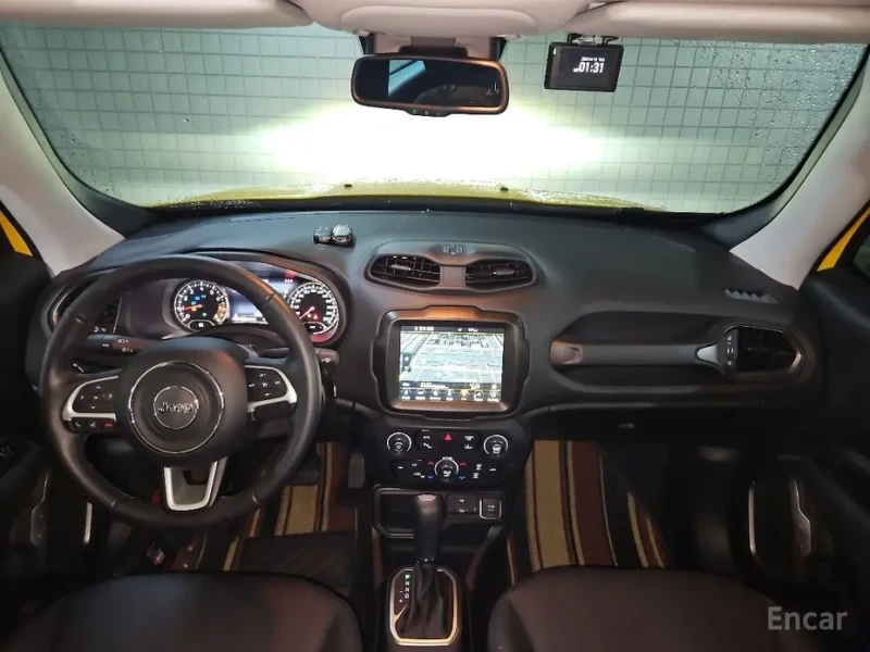 2023 Jeep Renegade с пробегом 28 353 км