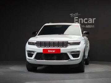 2023 Jeep Grand Cherokee с пробегом 42 497 км
