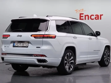 2021 Jeep Grand Cherokee с пробегом 67 630 км