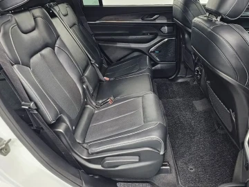 2021 Jeep Grand Cherokee с пробегом 67 630 км