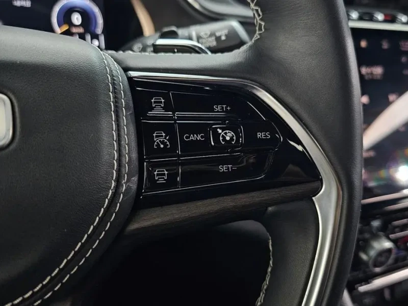 2021 Jeep Grand Cherokee с пробегом 67 630 км