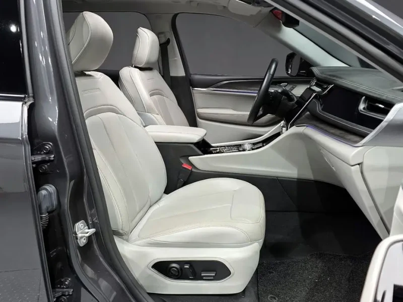 2022 Jeep Cherokee с пробегом 43 029 км