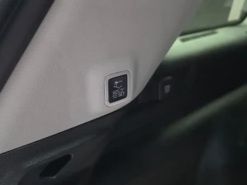 2023 Jeep Grand Cherokee с пробегом 35 284 км
