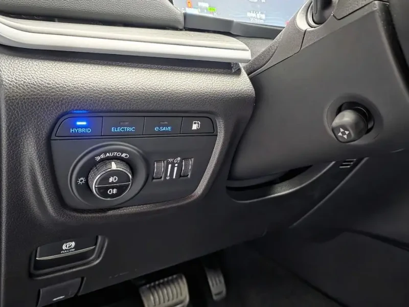 2023 Jeep Grand Cherokee с пробегом 35 284 км