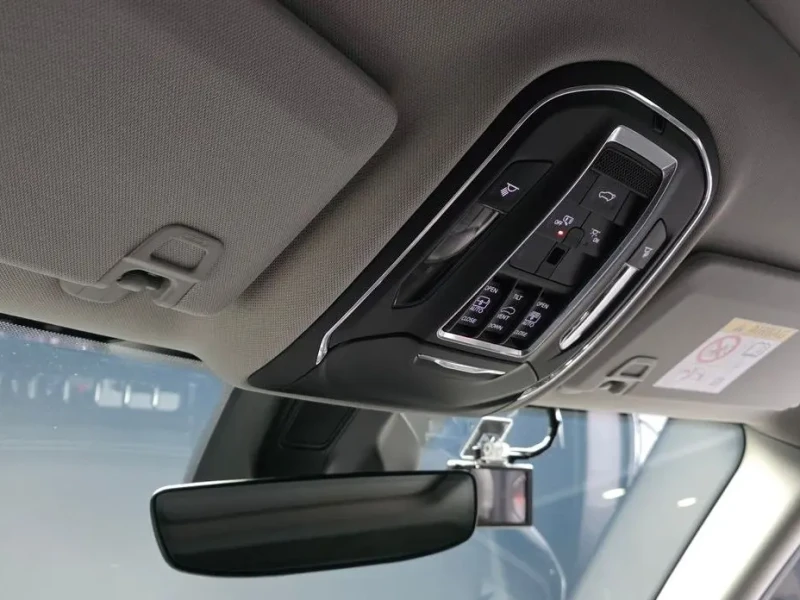 2023 Jeep Grand Cherokee с пробегом 35 284 км