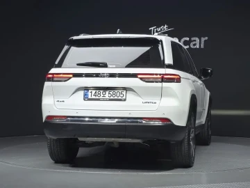 2023 Jeep Cherokee с пробегом 34 418 км