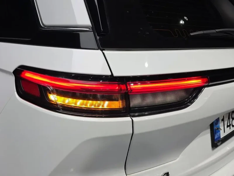 2023 Jeep Cherokee с пробегом 34 418 км
