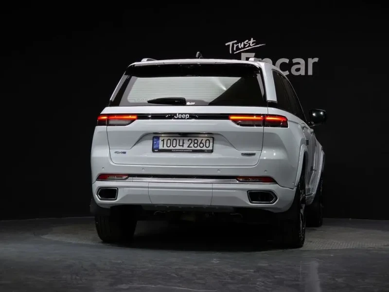 2023 Jeep Grand Cherokee с пробегом 64 097 км