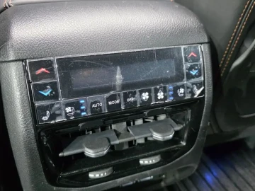 2023 Jeep Grand Cherokee с пробегом 64 097 км