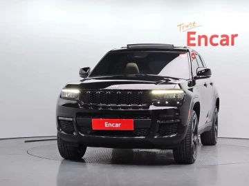 2023 Jeep Grand Cherokee с пробегом 16 750 км