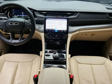 2023 Jeep Grand Cherokee с пробегом 16 750 км