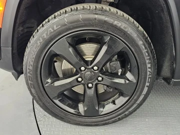 2023 Jeep Grand Cherokee с пробегом 16 750 км