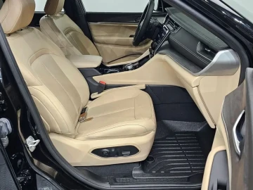 2023 Jeep Grand Cherokee с пробегом 16 750 км