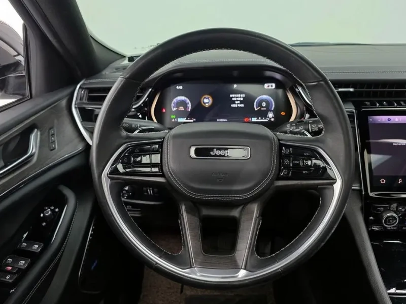 2022 Jeep Cherokee с пробегом 81 189 км