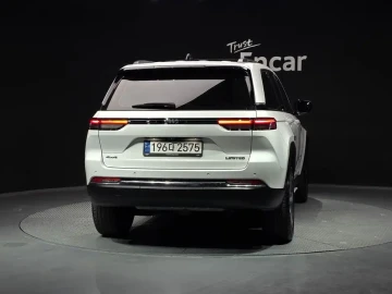 2023 Jeep Grand Cherokee с пробегом 39 244 км