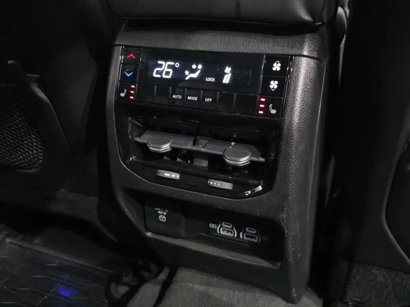 2022 Jeep Cherokee с пробегом 31 512 км
