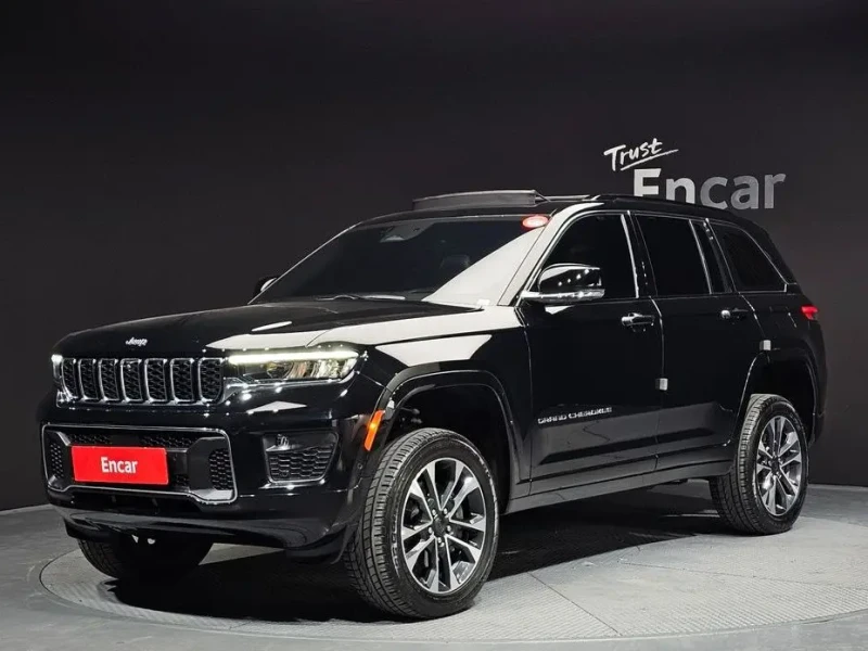 2023 Jeep Grand Cherokee с пробегом 37 019 км