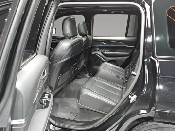 2023 Jeep Grand Cherokee с пробегом 37 019 км