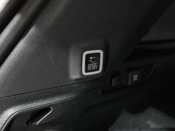 2023 Jeep Grand Cherokee с пробегом 37 019 км