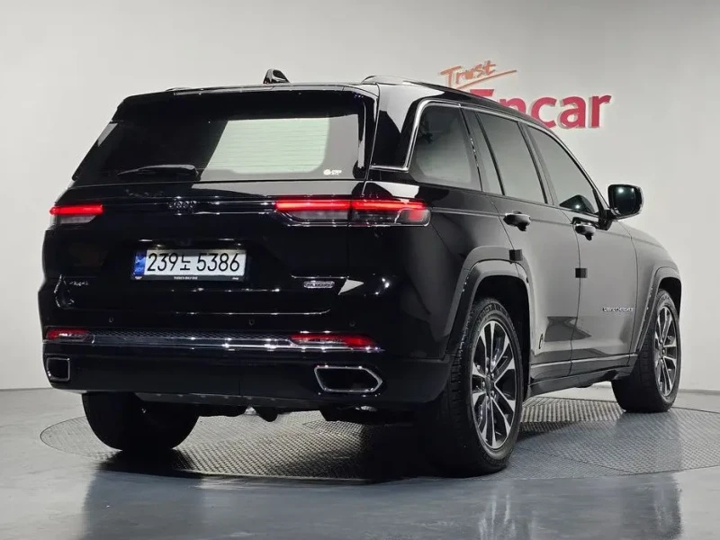 2023 Jeep Grand Cherokee с пробегом 46 517 км