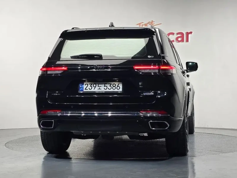 2023 Jeep Grand Cherokee с пробегом 46 517 км